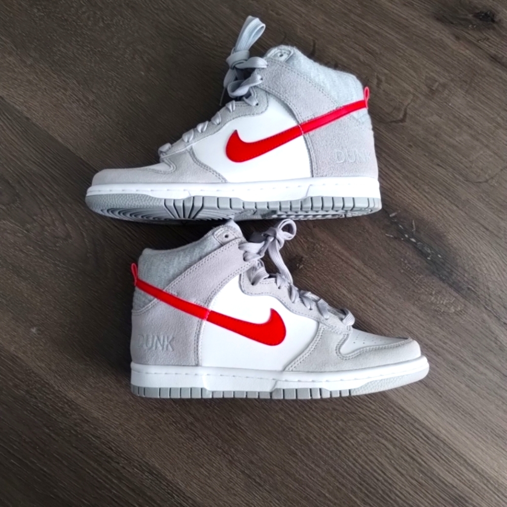 Sz 4.5 Youth / 6 Women's  Nike Dunk High Athletic Club Grey Red White DH9750-001